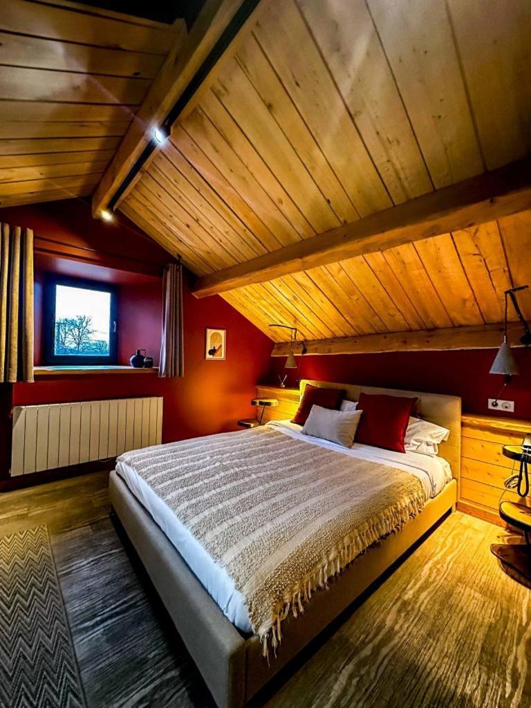 La Ferme Du Bien-Etre Bed & Breakfast Saint-Julien-Chapteuil ภายนอก รูปภาพ