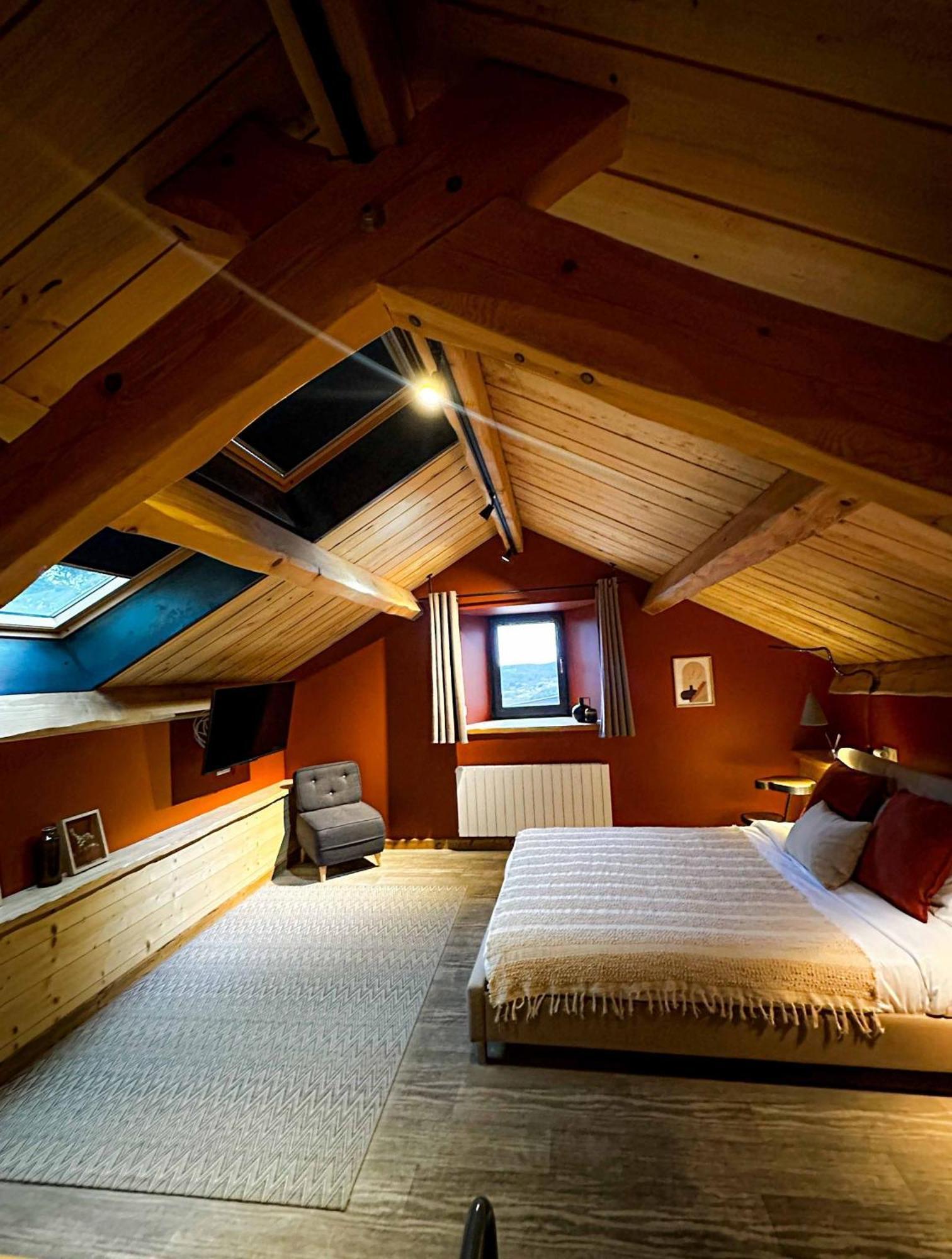 La Ferme Du Bien-Etre Bed & Breakfast Saint-Julien-Chapteuil ภายนอก รูปภาพ